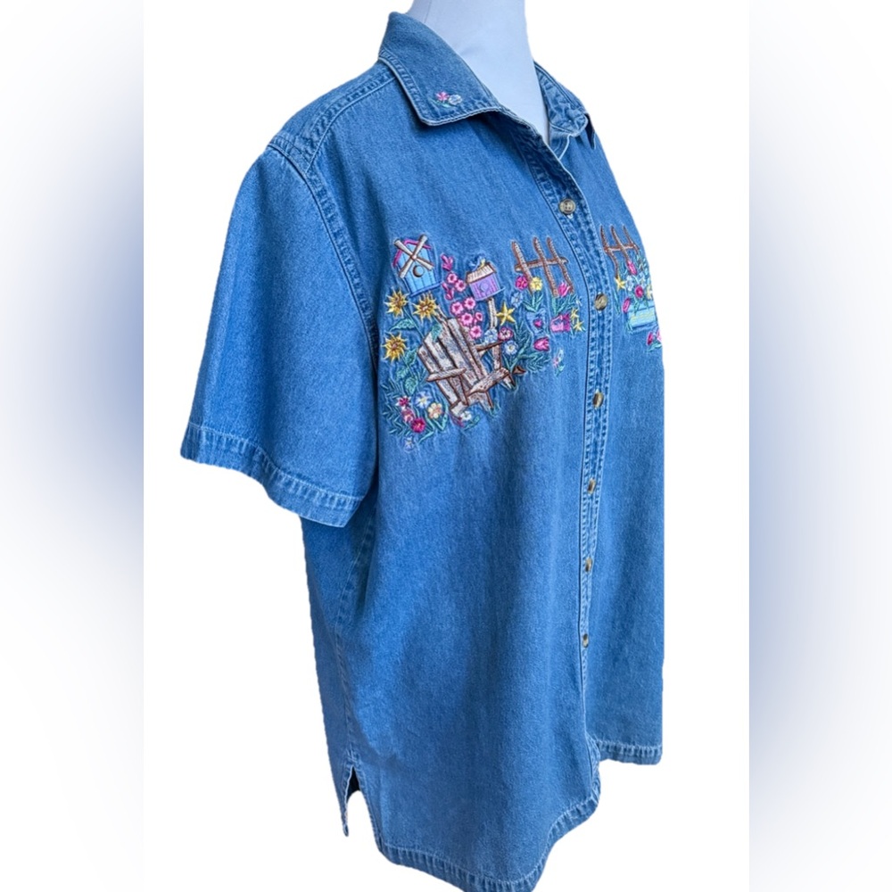 Vintage BOBBIE BROOKS WOMAN Cottagecore Embroidered Denim Shirt 14W/16W 1x - Picture 4 of 9